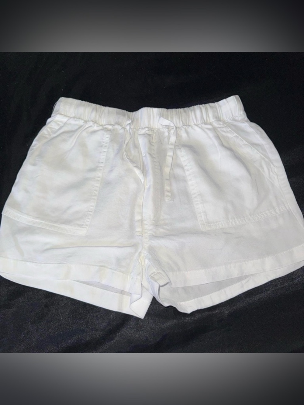 White Linen Shorts with Pockets